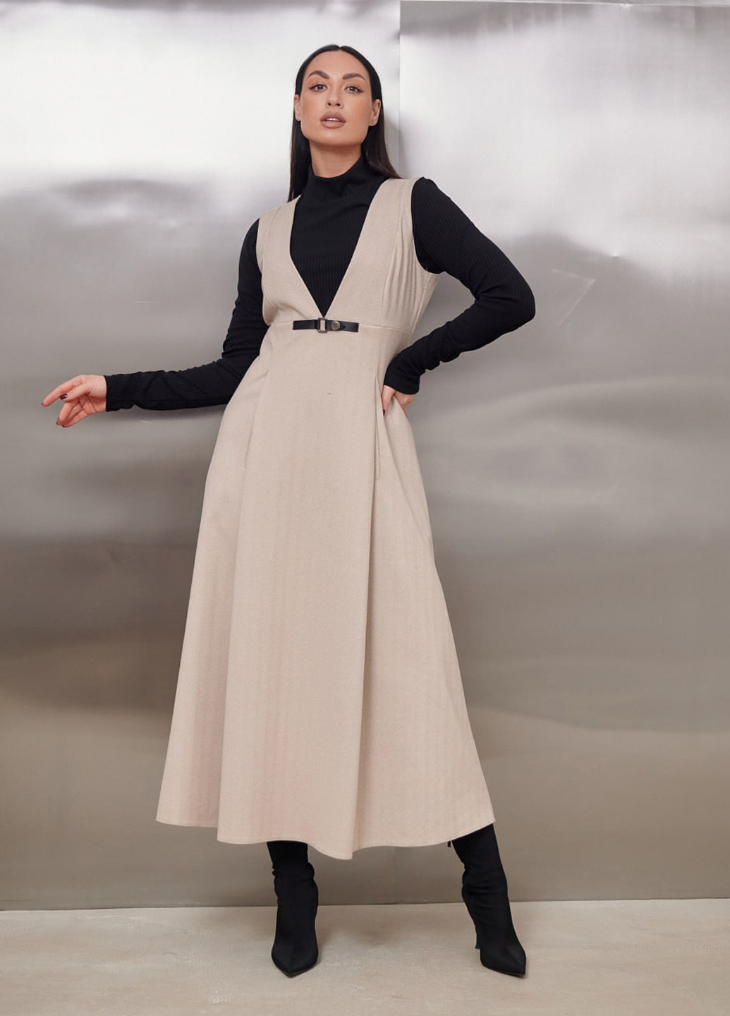 Красивый женский сарафан LibeAmore однотонный