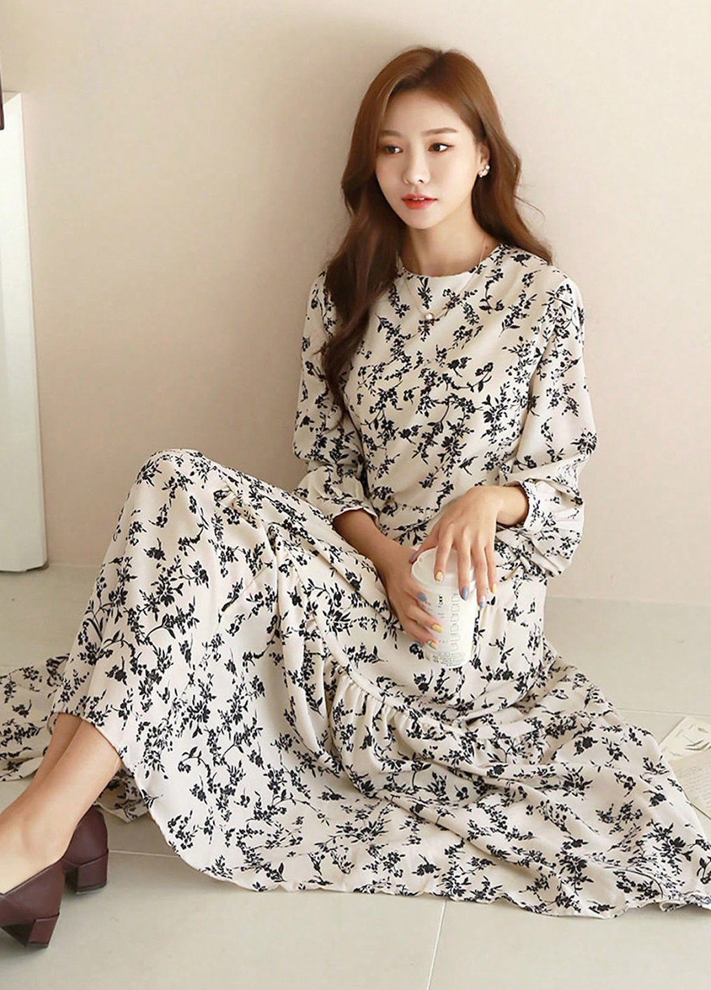 Кремова кежуал сукня а-силует SHEIN з квітковим принтом