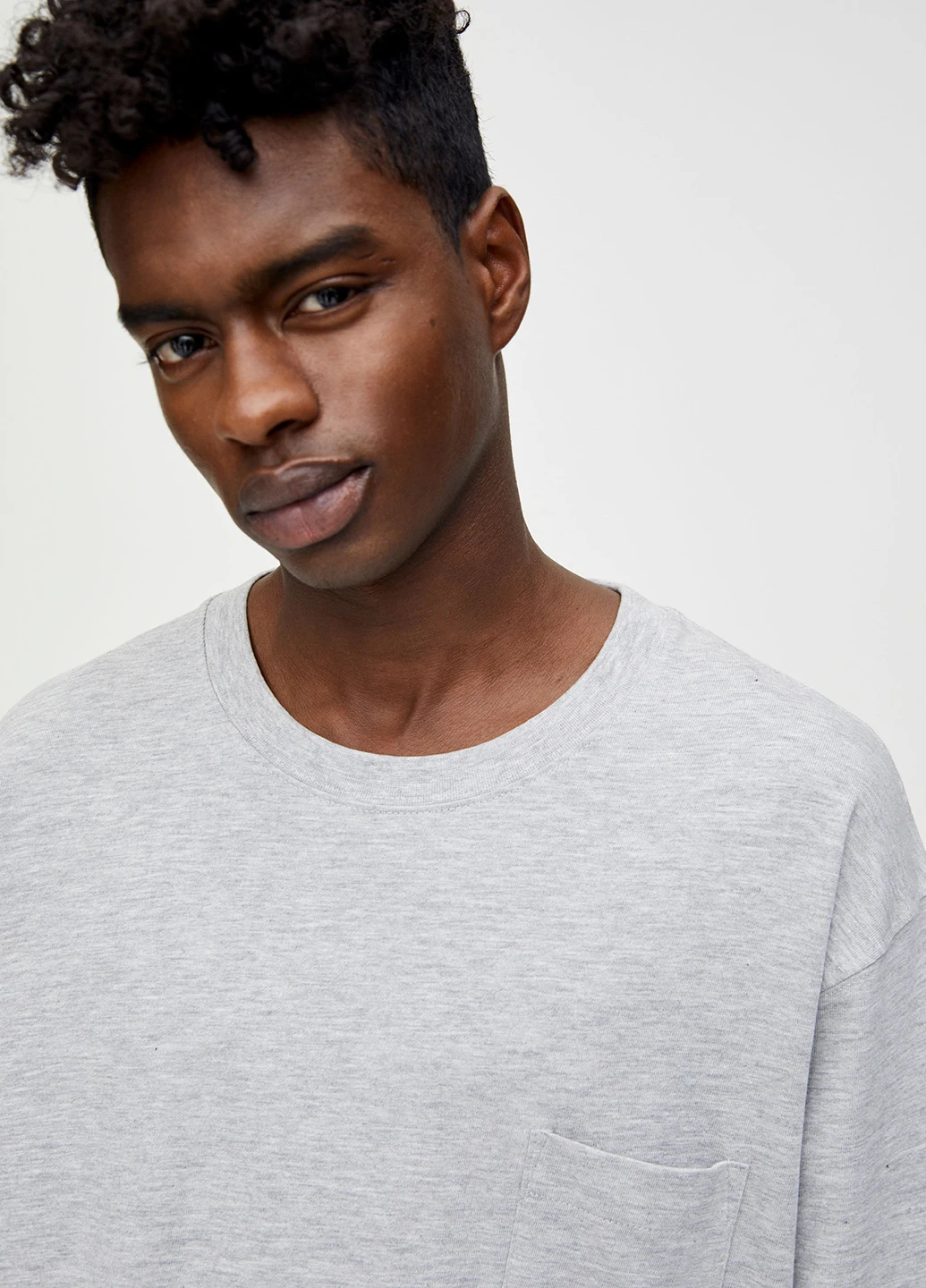 Серый демисезонный кэжуал лонгслив Pull & Bear меланж