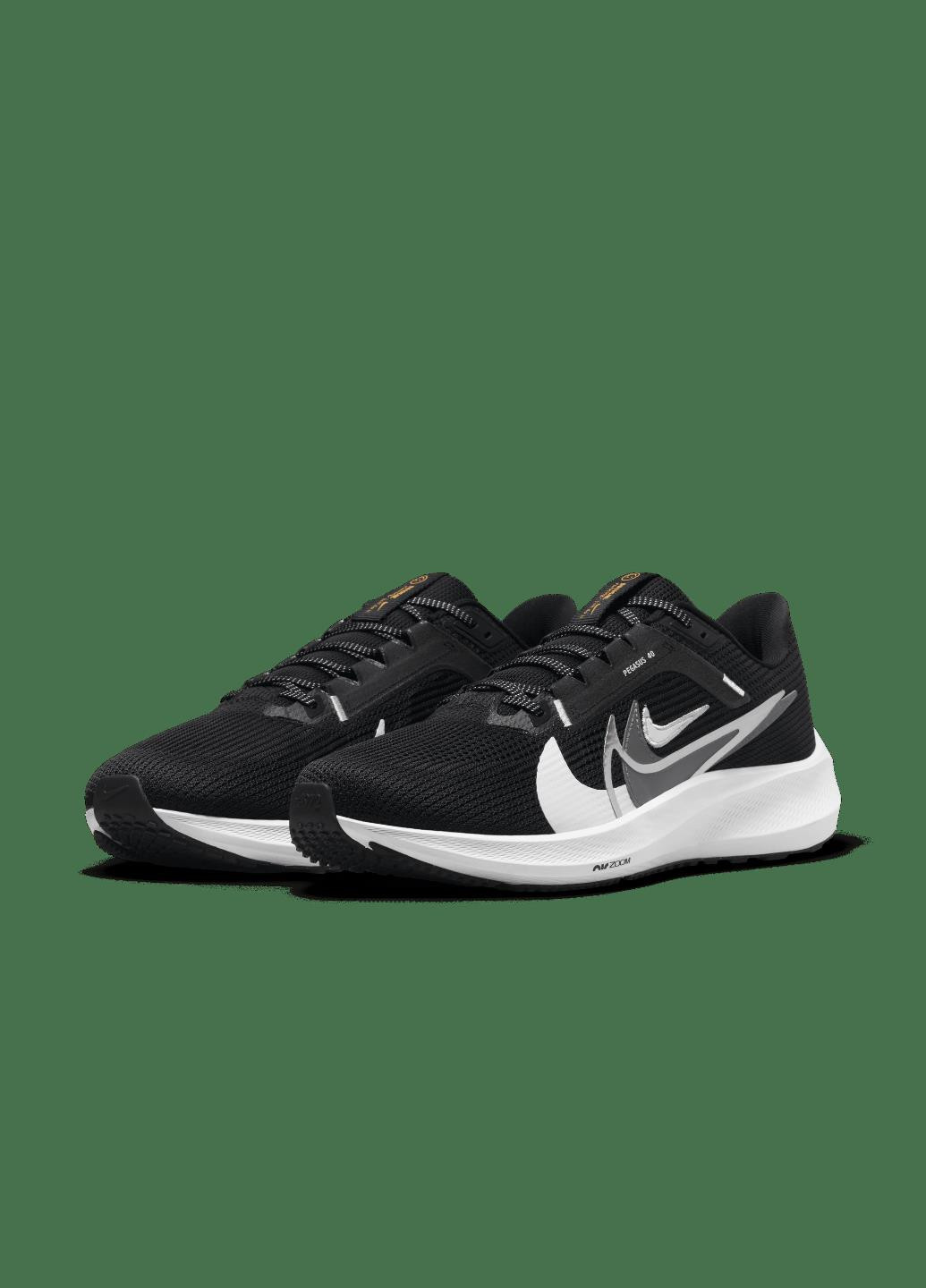 Чорно-білі Осінні кроссовки fb7179-001 Nike Pegasus 40 Premium