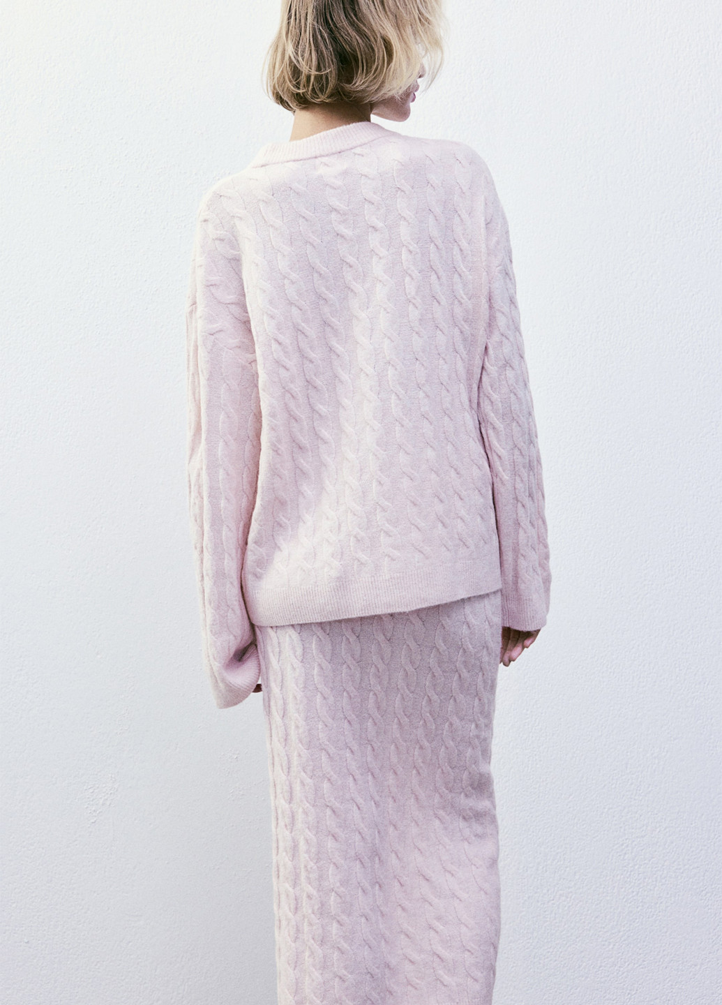 Светло-розовый зимний джемпер джемпер H&M