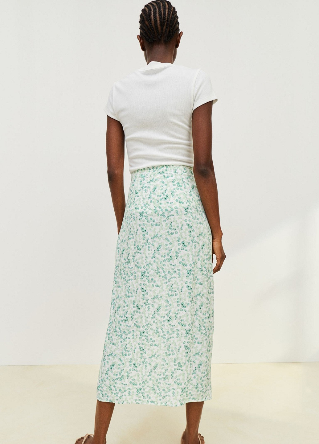 Белая с рисунком юбка H&M