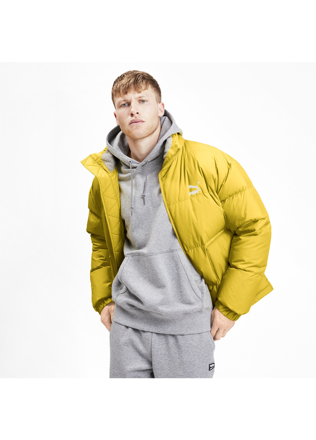 Жовта демісезонна куртка classics down jacket Puma
