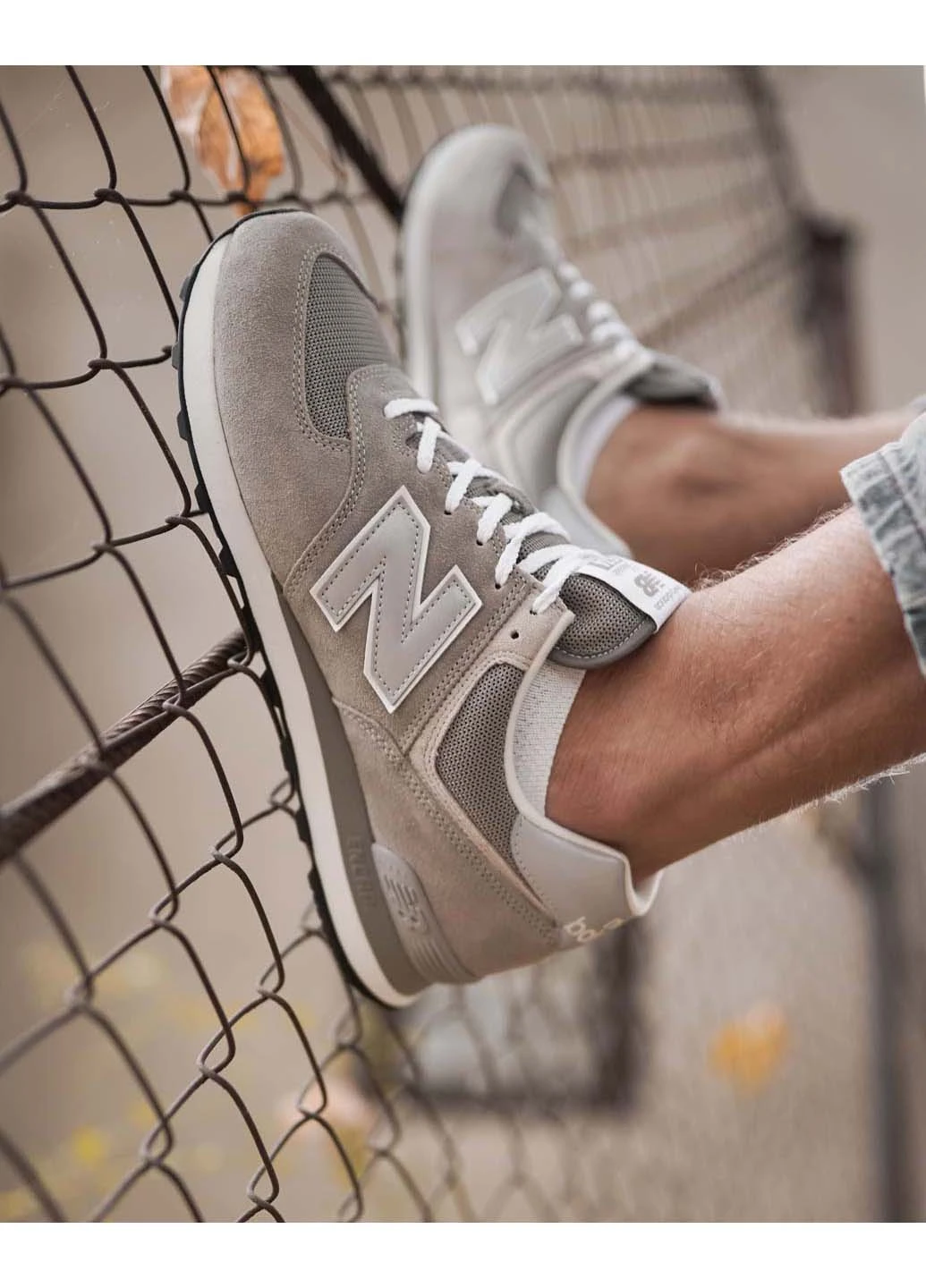 Сірі кросівки демісезон New Balance