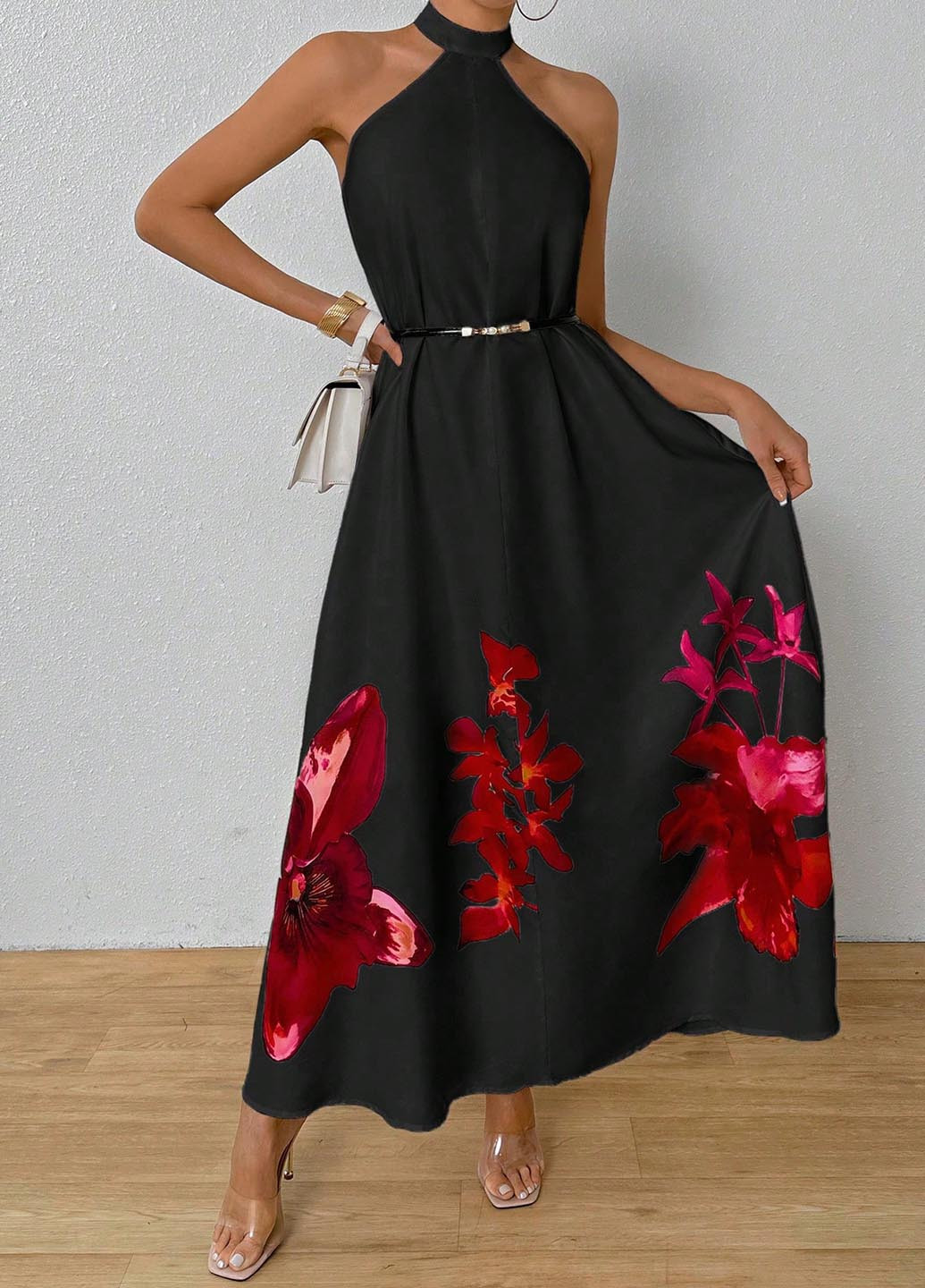Черное вечернее платье а-силуэт, с открытыми плечами SHEIN с цветочным принтом