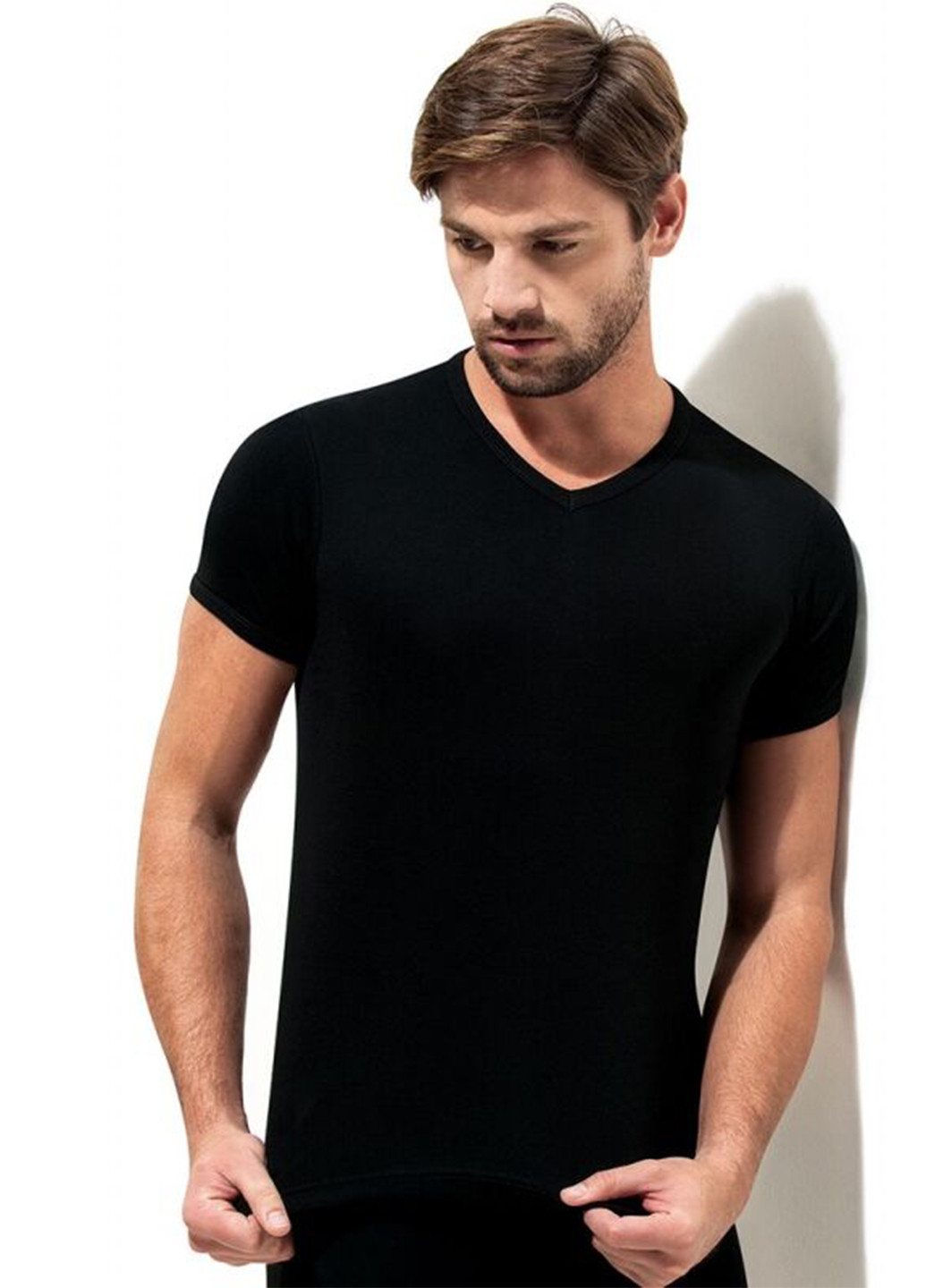 Чорна футболка Hertip