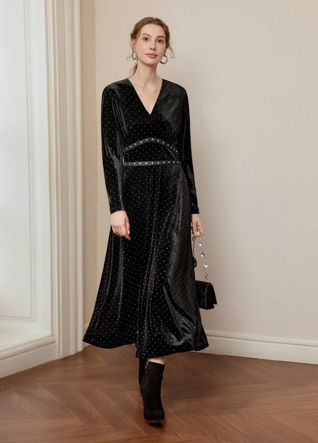 Чорна вечірня сукня кльош SHEIN однотонна