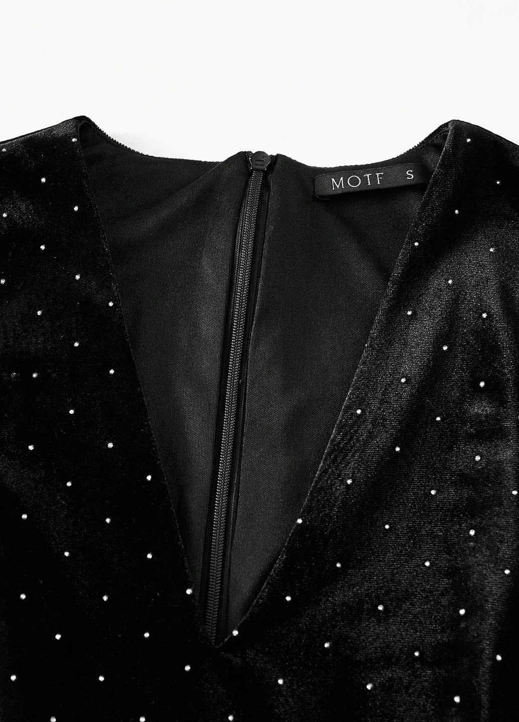 Чорна вечірня сукня кльош SHEIN однотонна