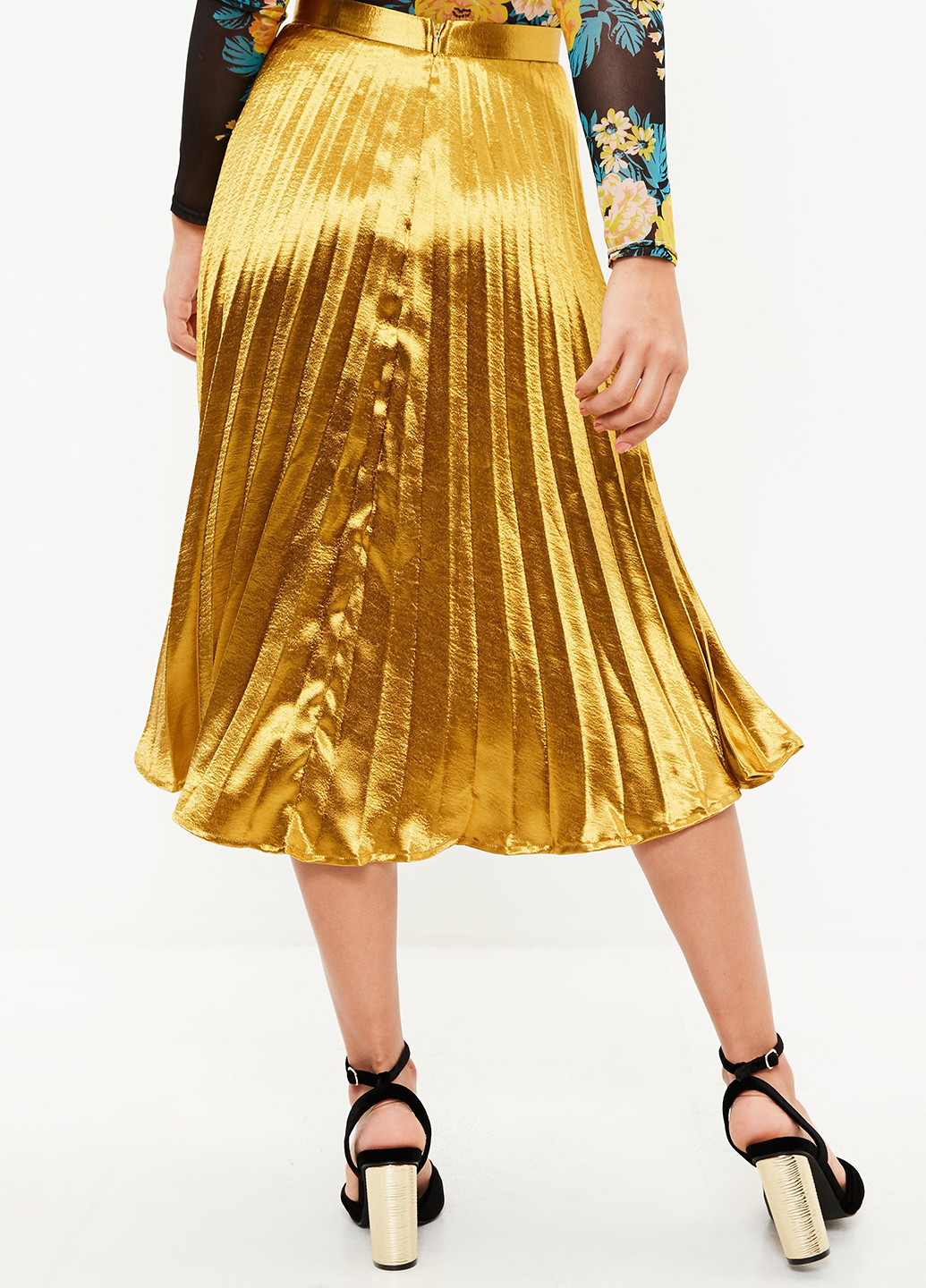 Золотистая кэжуал однотонная юбка Diffuse клешированная, плиссе