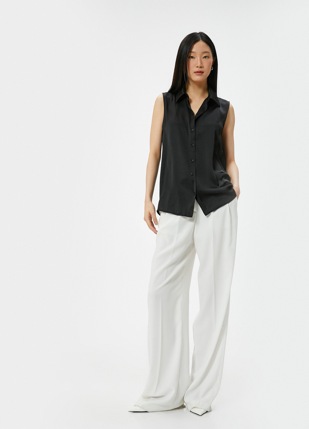 Чорна блуза KOTON