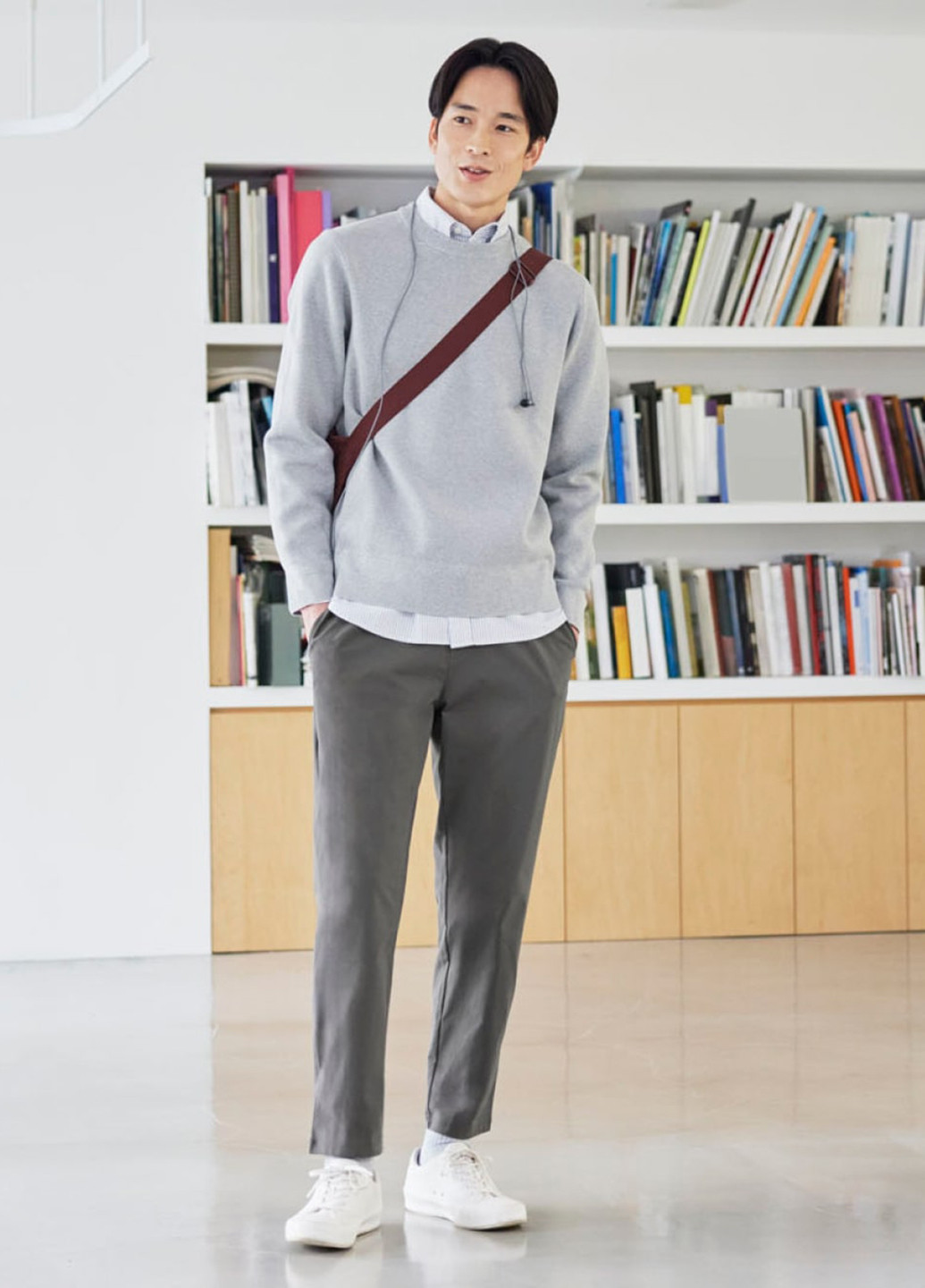 Серый демисезонный джемпер джемпер Uniqlo