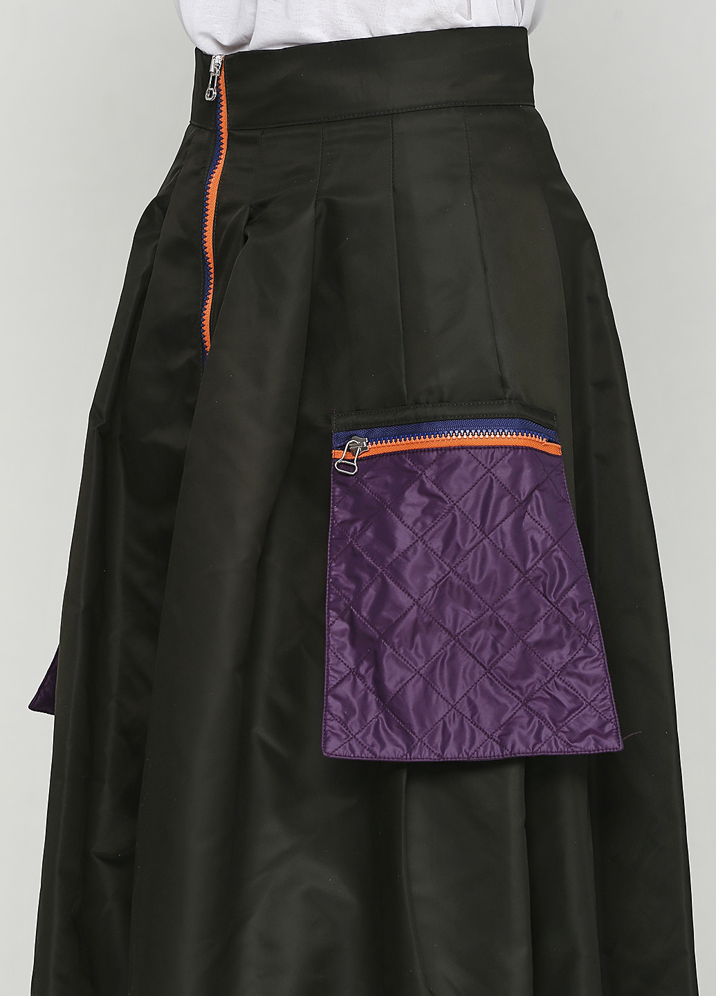 Черная кэжуал однотонная юбка Grazia Pi миди