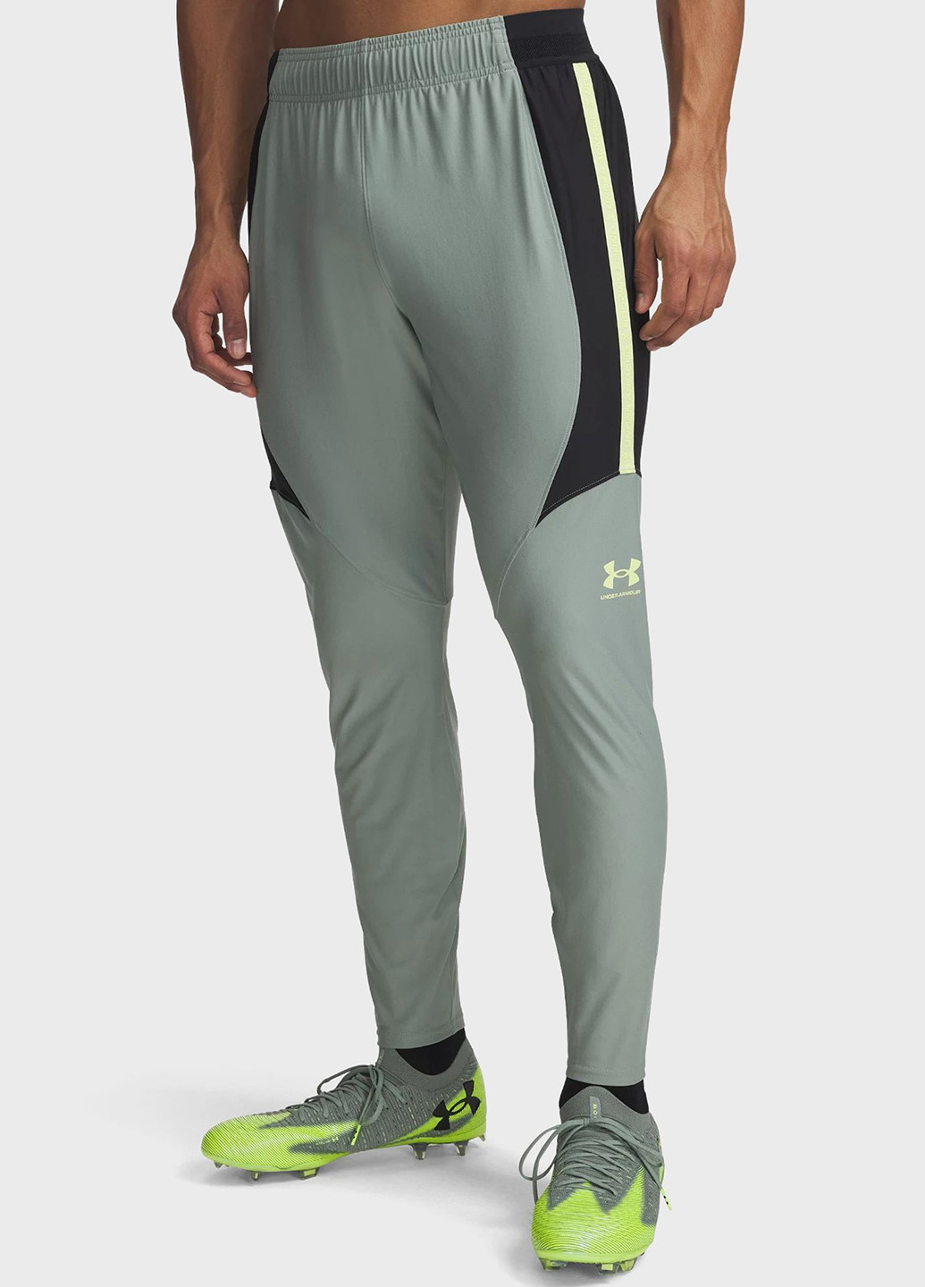 Серо-зеленые спортивные летние зауженные брюки Under Armour