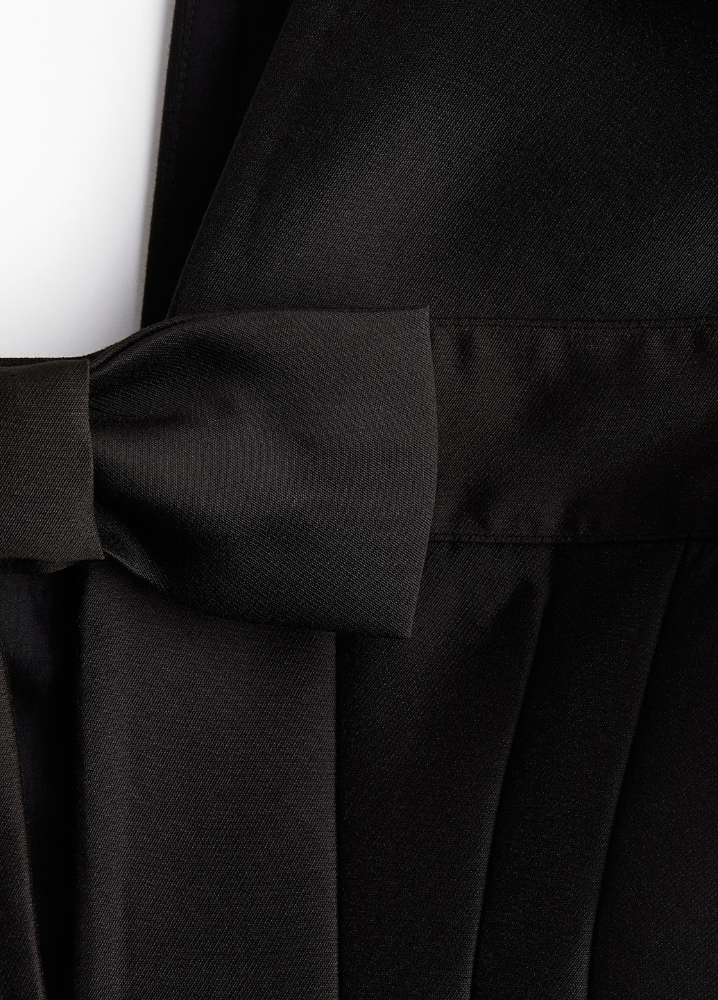 Чорна кежуал сукня кльош H&M однотонна