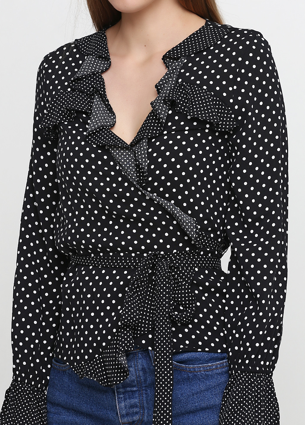 Черно-белая демисезонная блуза на запах H&M