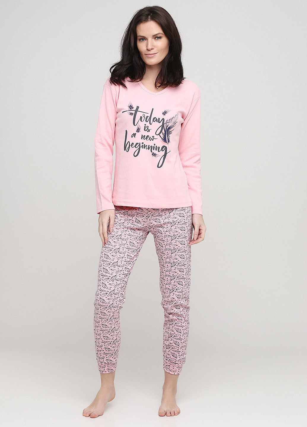 Светло-розовая всесезон пижама (лонгслив, брюки) лонгслив + брюки Fawn