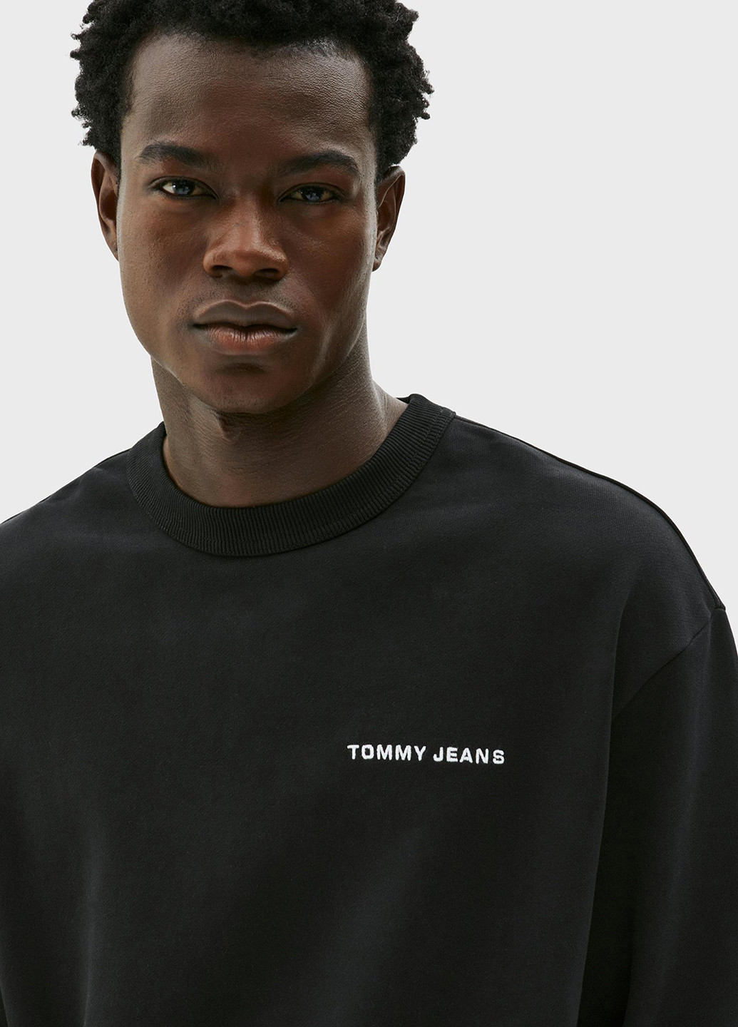 Чорний світшот Tommy Jeans логотип вишивка (347589807)