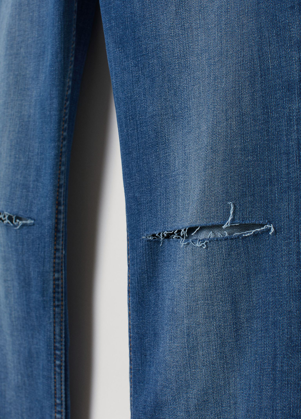 Светло-синие демисезонные клеш джинсы H&M