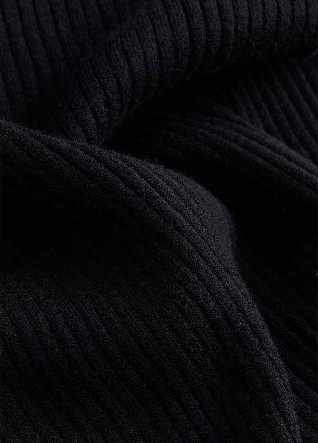 Чорний демісезонний светр H&M