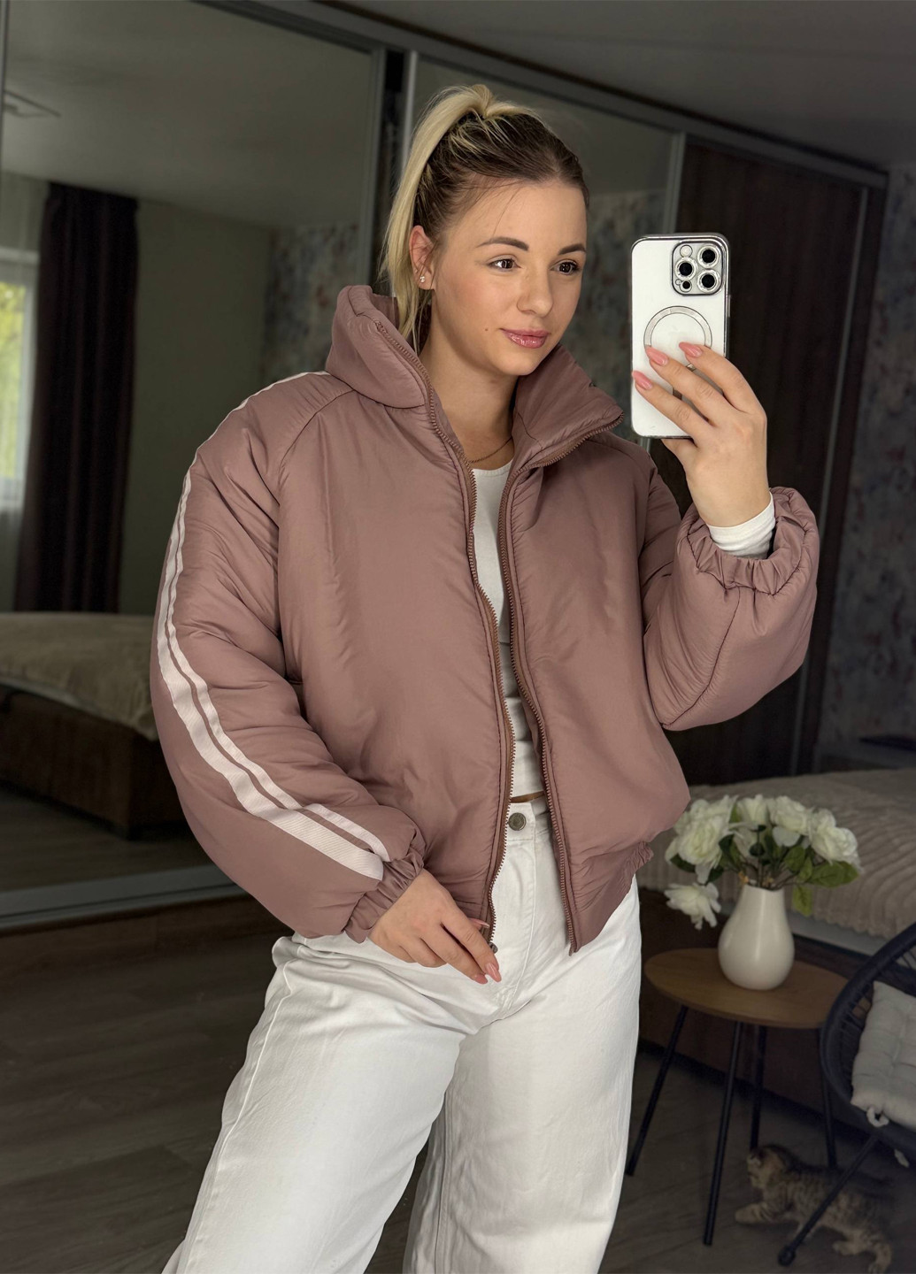 Кавова демісезонна куртка No Brand