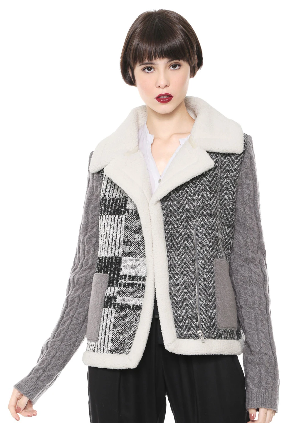 Сіра демісезонна куртка Desigual