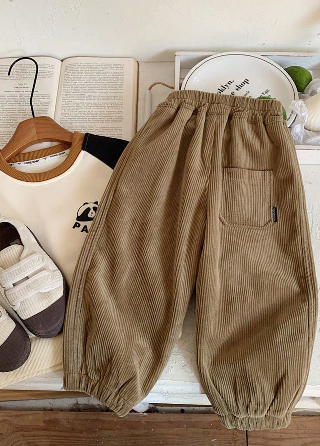 Темно-бежевые кэжуал зимние брюки джоггеры SHEIN