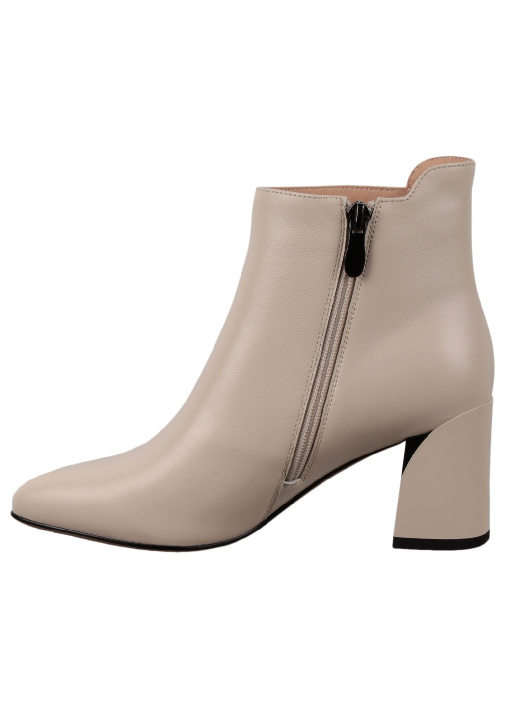 Осенние женские ботинки на каблуке 198646 Buts