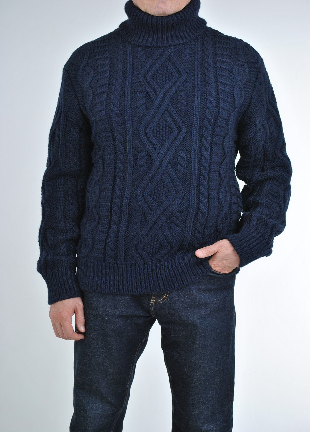 Темно-синій зимовий теплий зимовий светр Berta Lucci