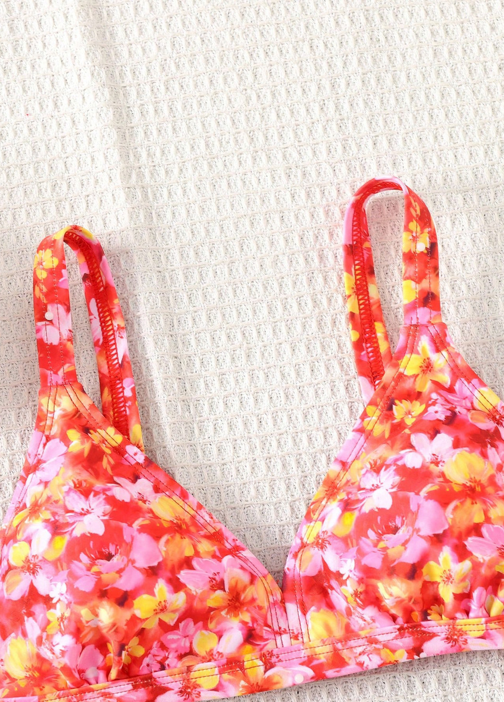 Фуксиновий (колору Фукія) літній купальник (ліф, трусики) бікіні, роздільний SHEIN