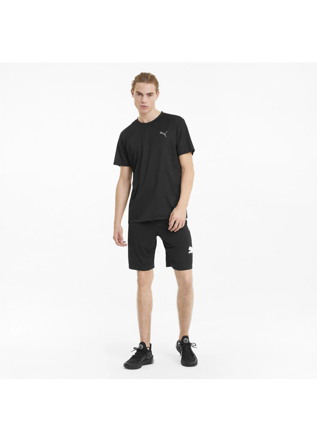 Чорна футболка favourite blaster men's training tee Puma