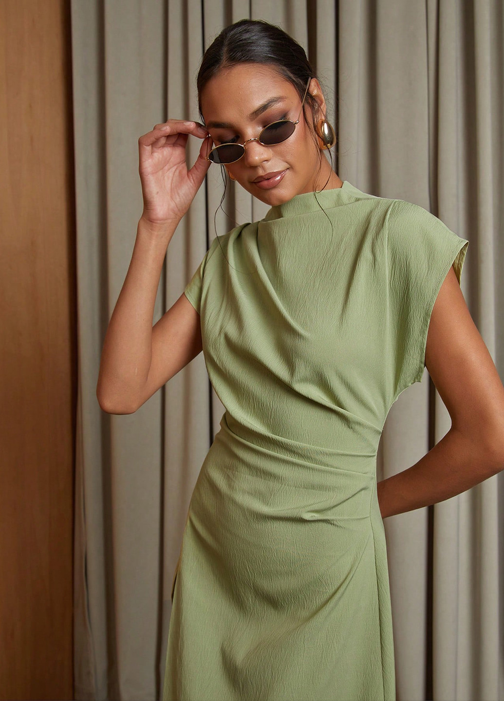 Оливковое кэжуал платье а-силуэт SHEIN однотонное