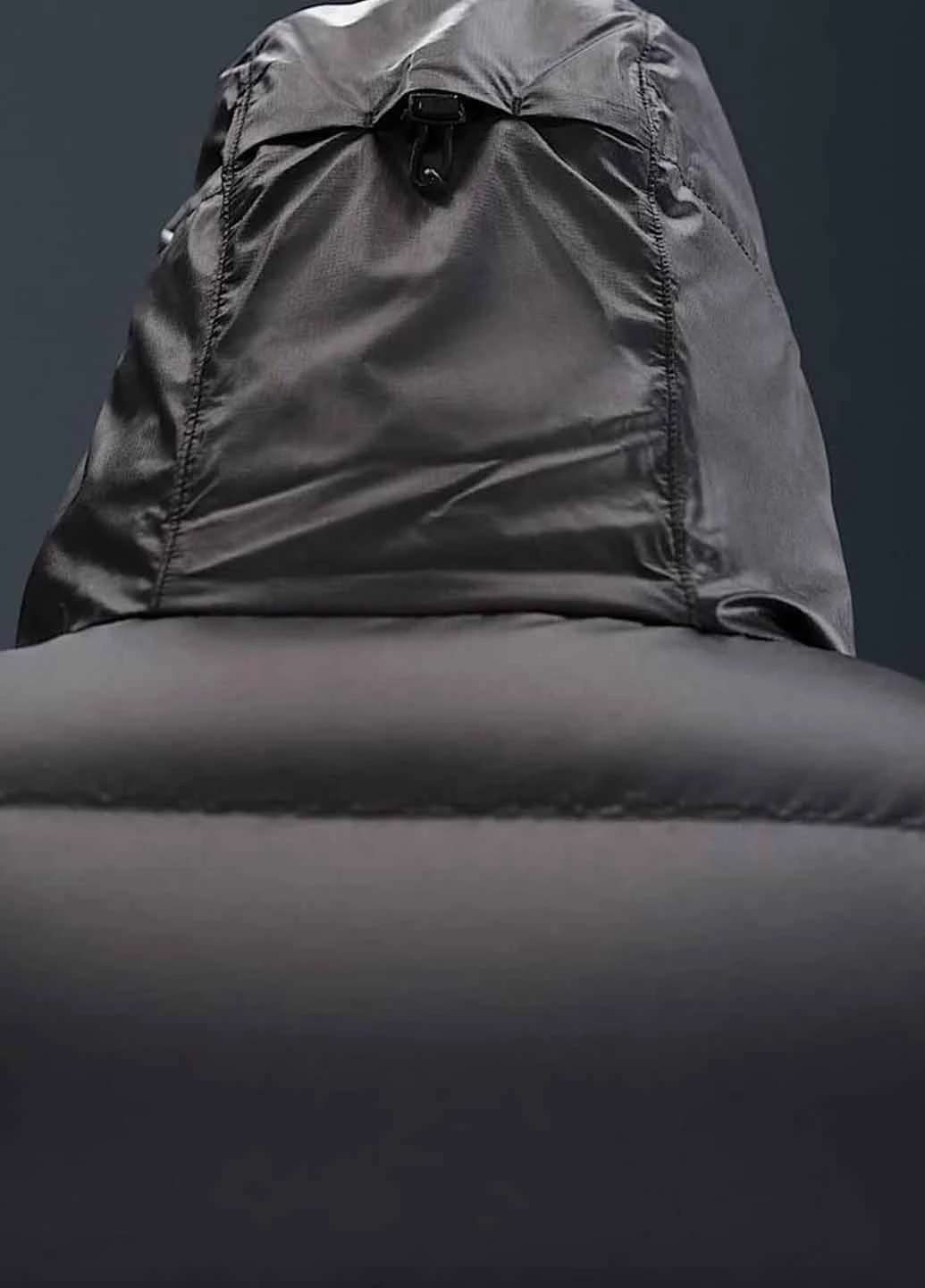 Черная демисезонная куртка hq7790-011 Nike M Windrunner Stmnt Dwn Jkt Black