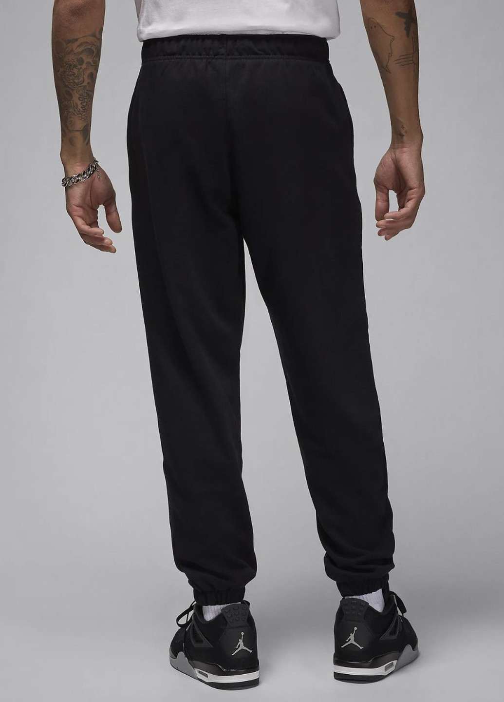 Черные спортивные демисезонные джоггеры брюки Jordan