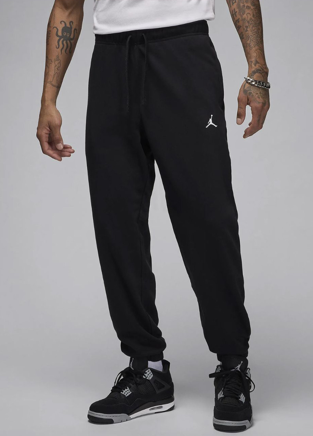 Черные спортивные демисезонные джоггеры брюки Jordan