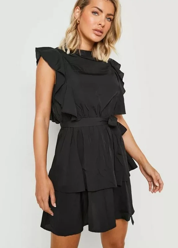 Черное платье Boohoo