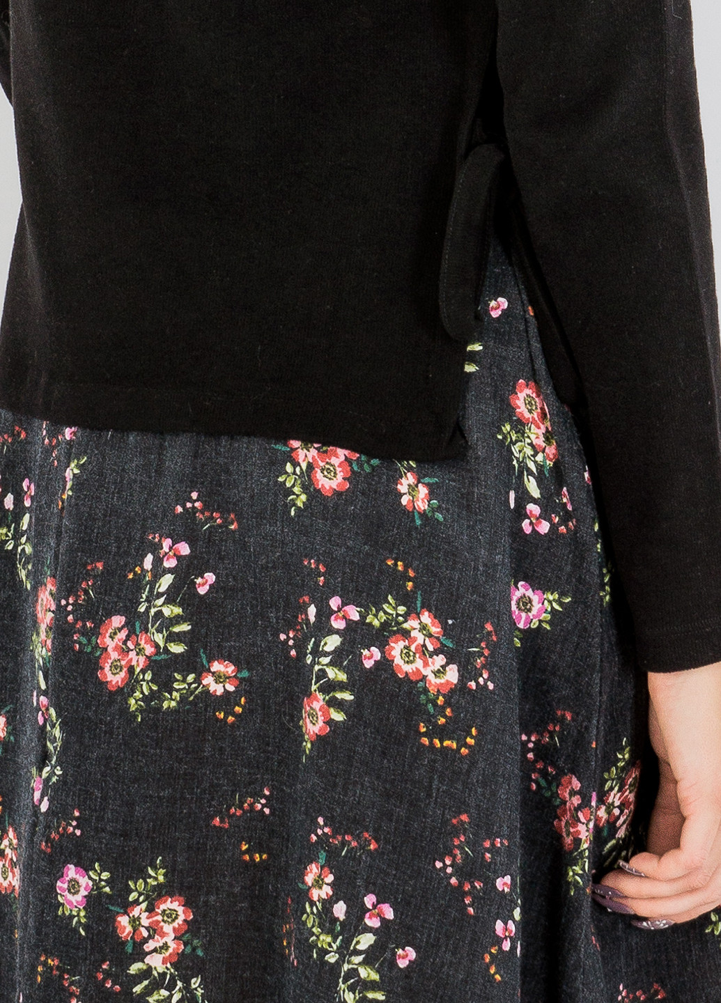 Черное кэжуал платье Bebe Plus с цветочным принтом