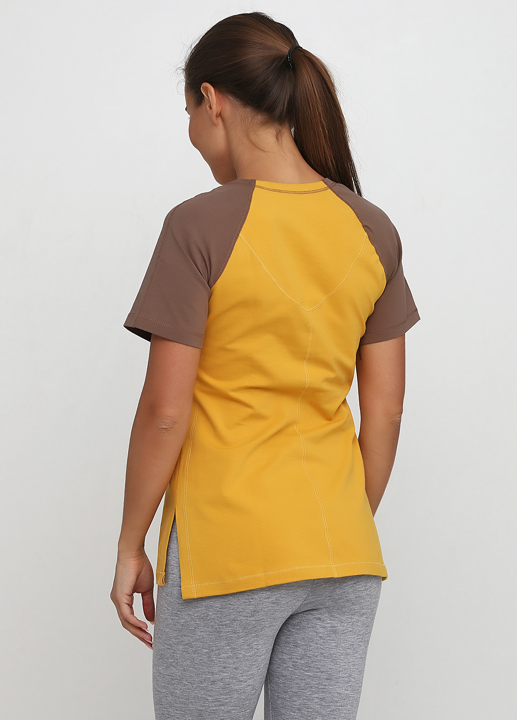 Жовта всесезон футболка DIVO