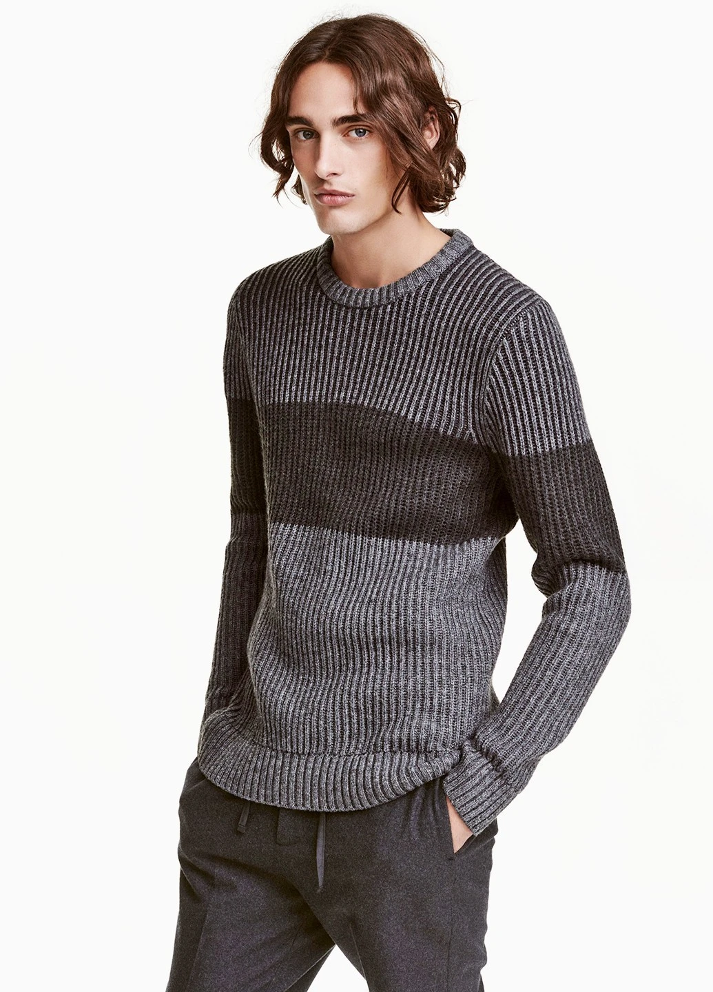 Темно-сірий зимовий светр H&M