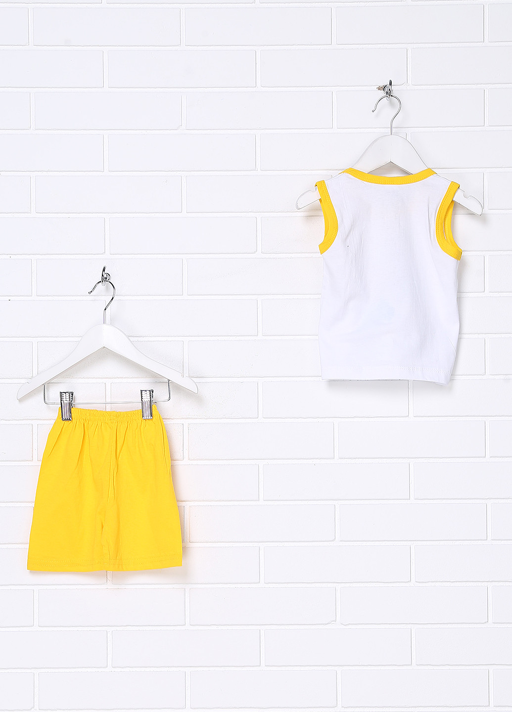 Желтый летний комплект (майка, шорты) Senino