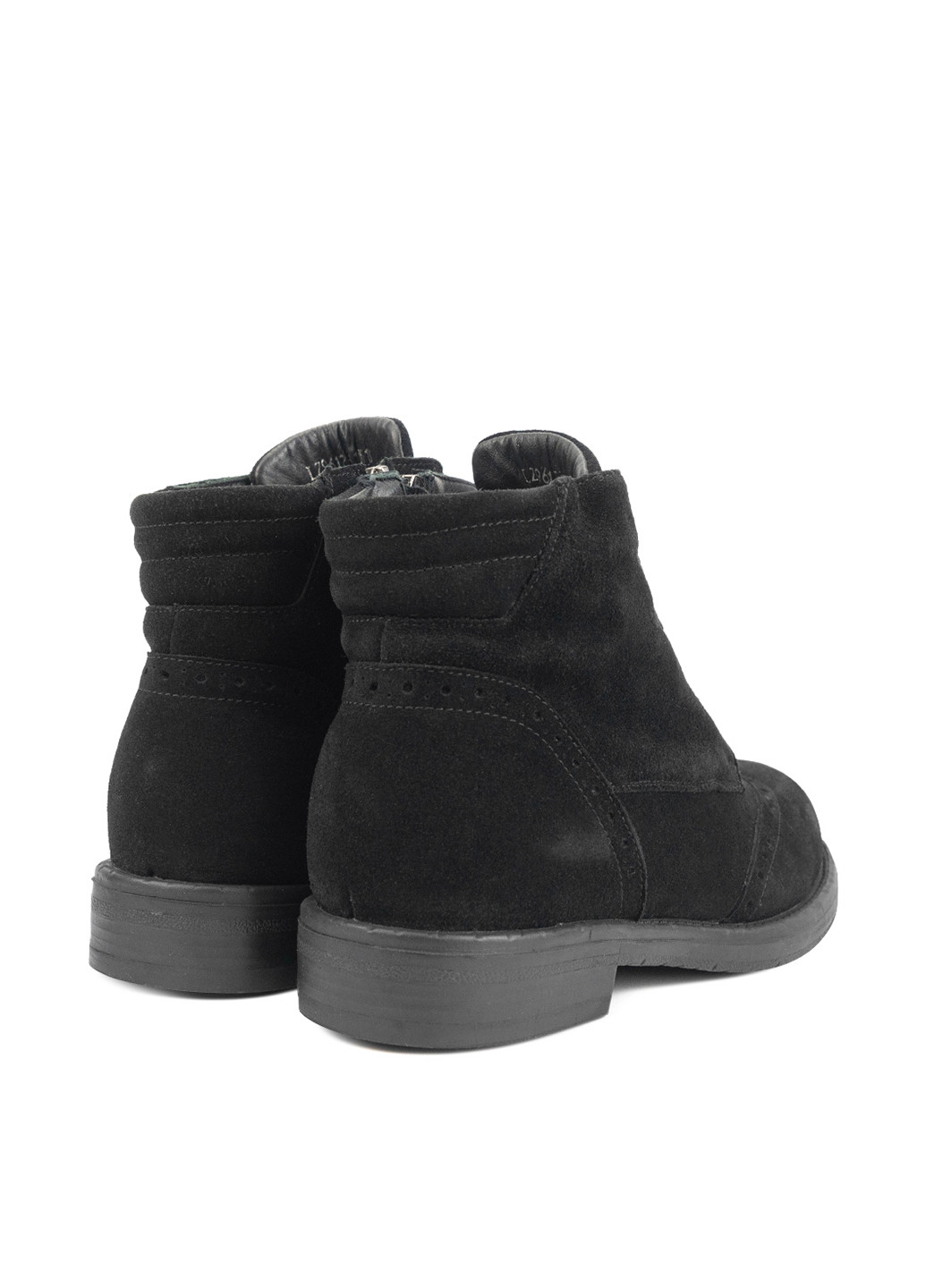 Черные зимние ботинки Lioneli