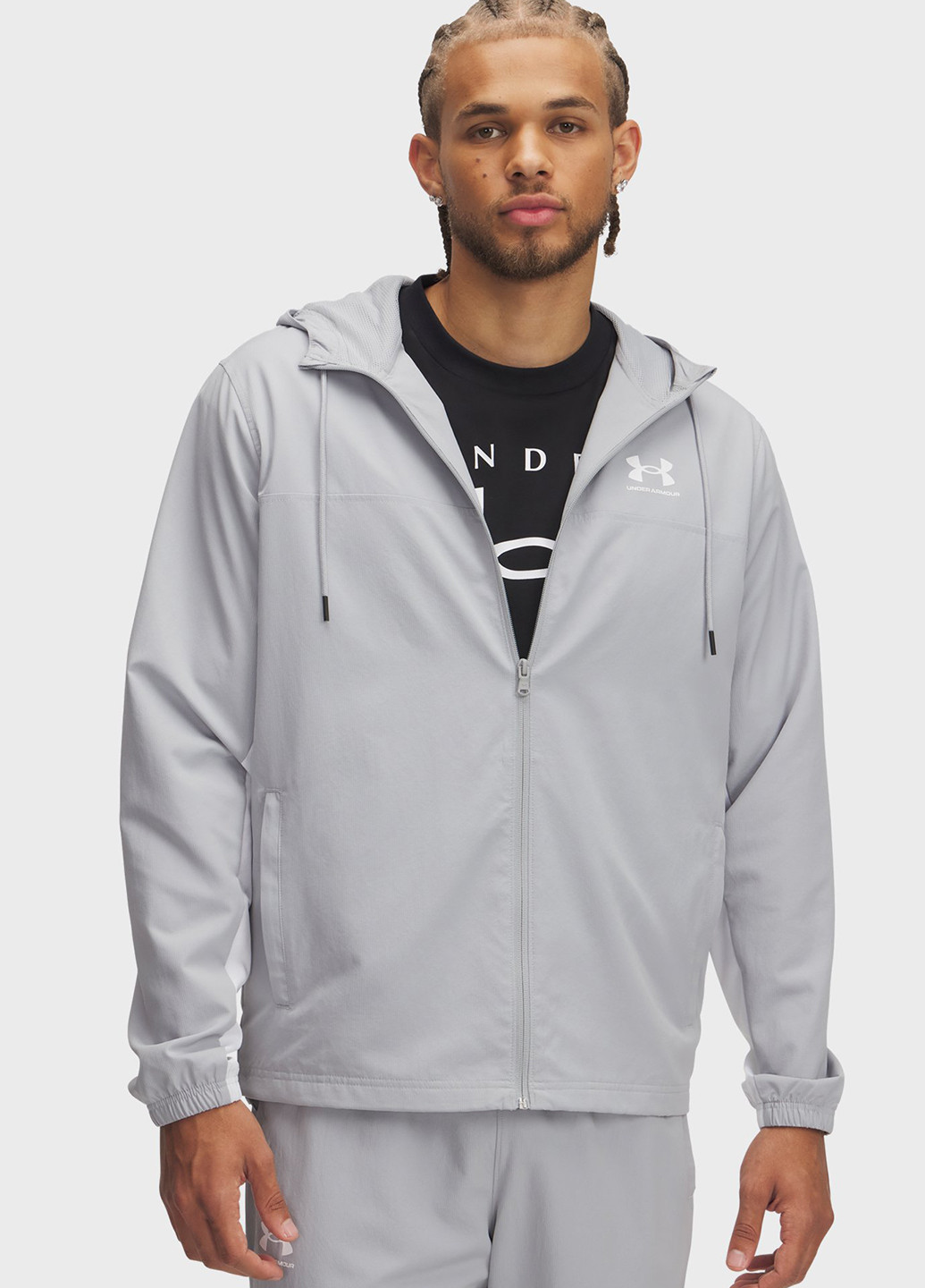 Серая демисезонная ветровка Under Armour