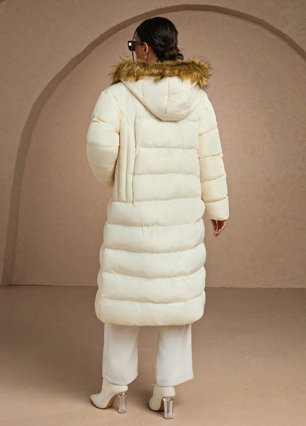 Кремовая зимняя куртка куртка-пальто SHEIN
