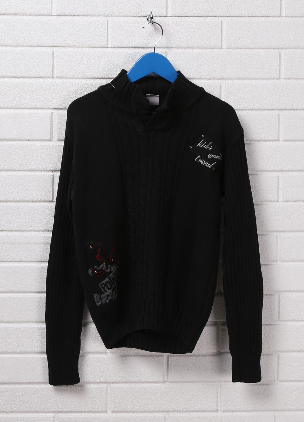 Чорний зимовий свитер VCP