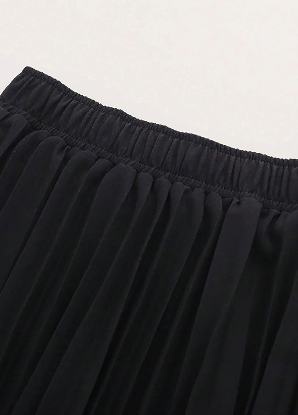 Черная кэжуал однотонная юбка SHEIN плиссе