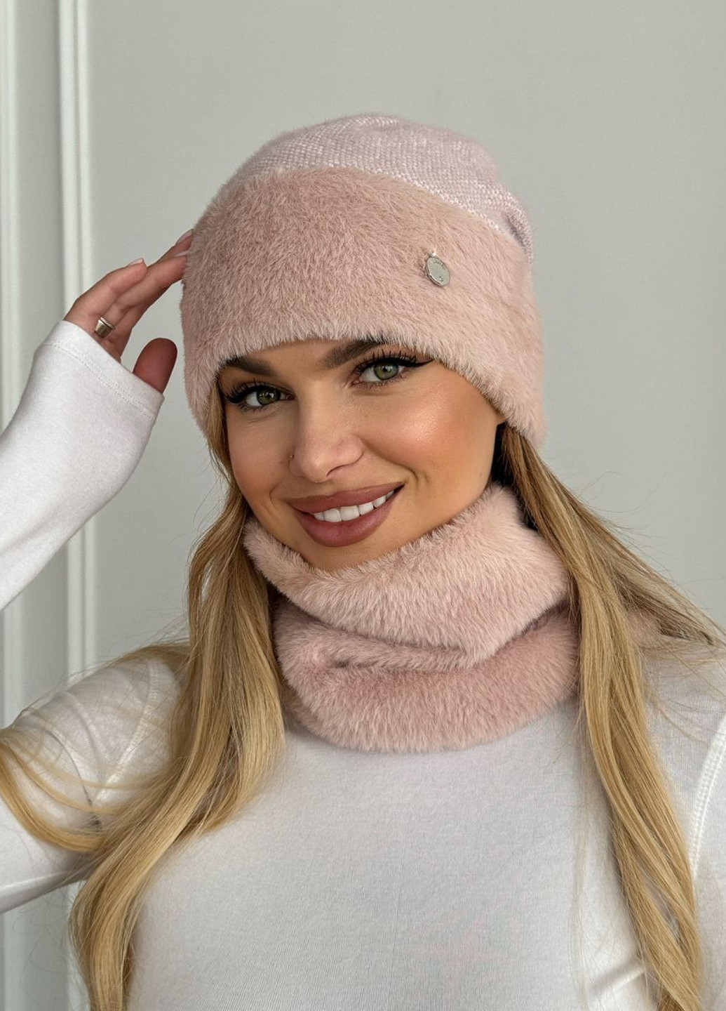 Комплект (шапка, баф) No Brand (365960025)