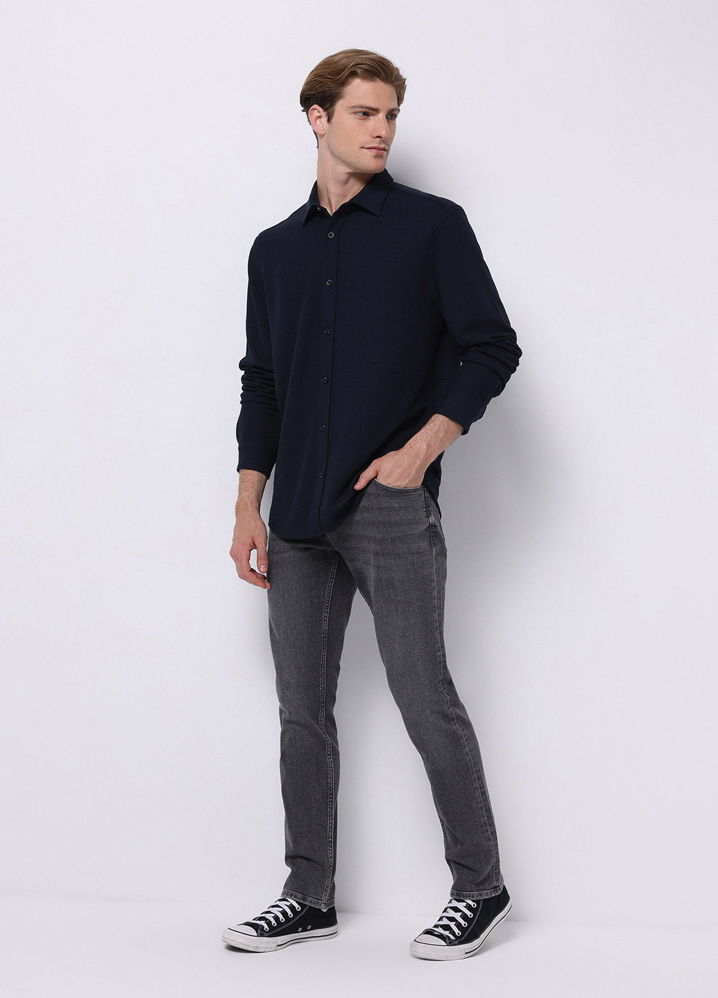 Темно-синяя кэжуал рубашка однотонная Colin's