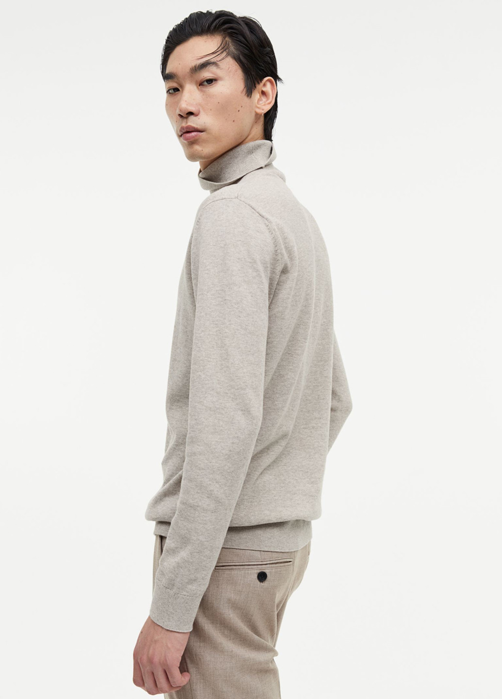 Серый демисезонный светр H&M
