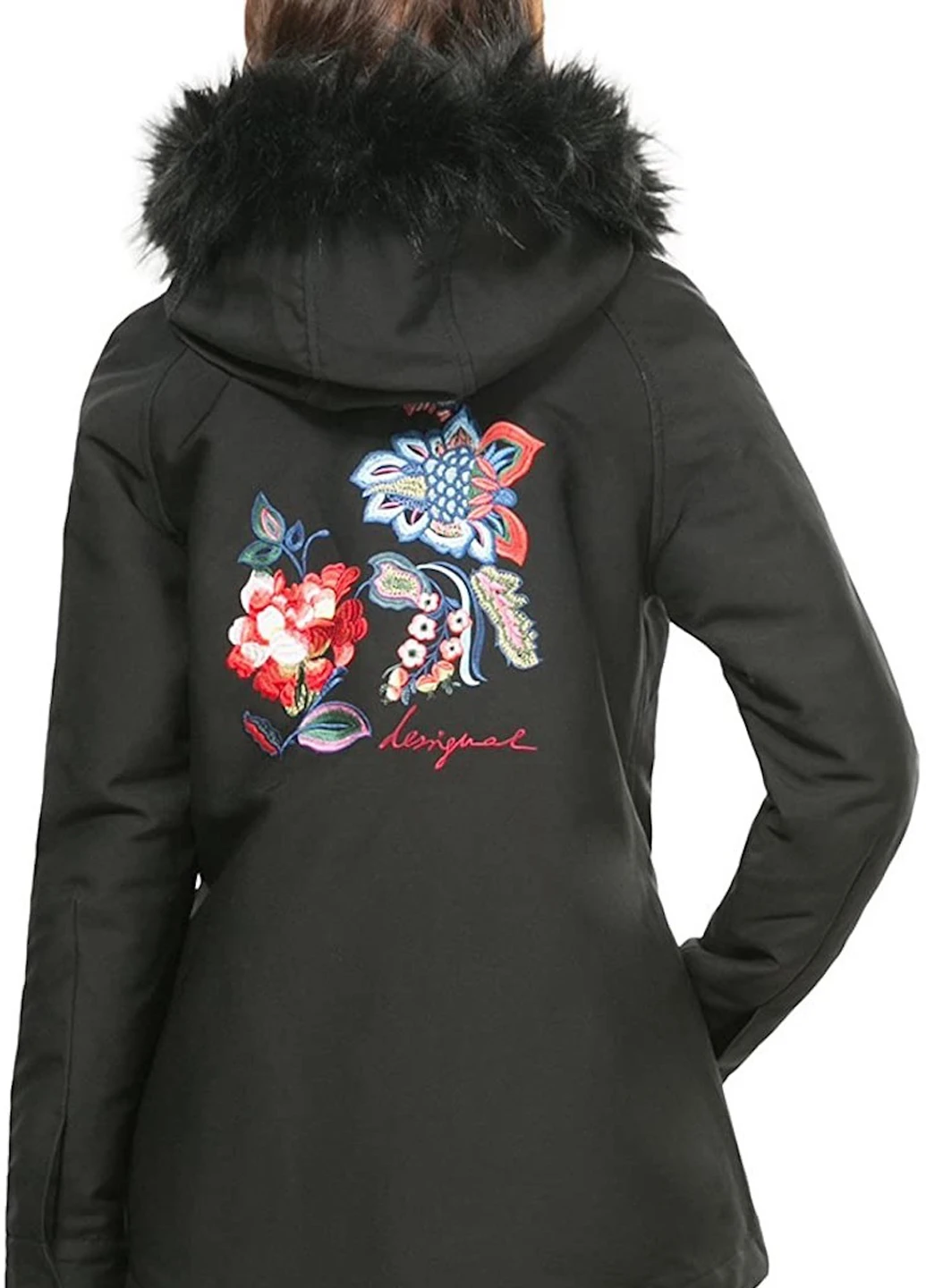 Черная зимняя куртка Desigual