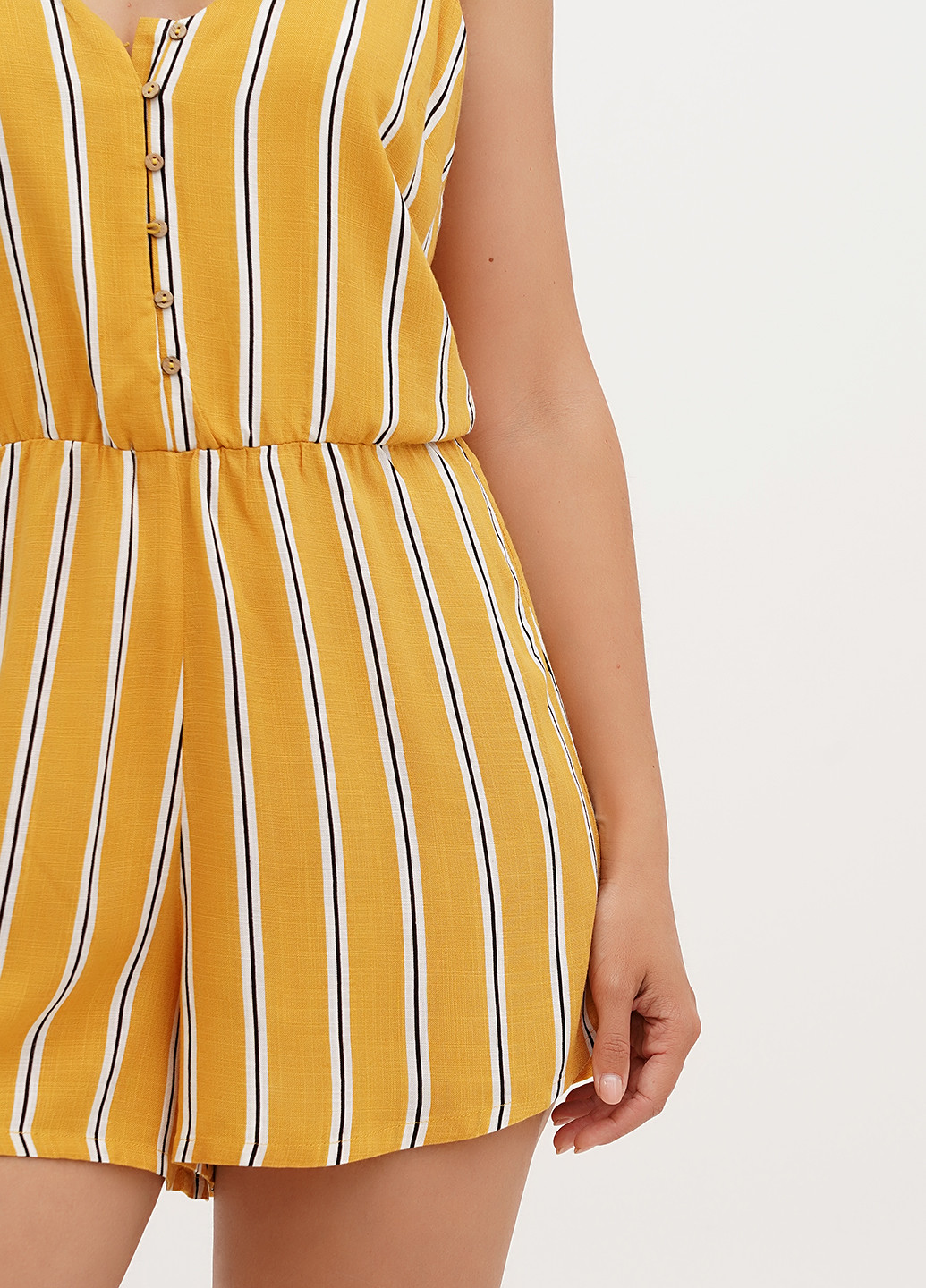 Комбінезон Stradivarius комбінезон-шорти смужка жовтий кежуал віскоза