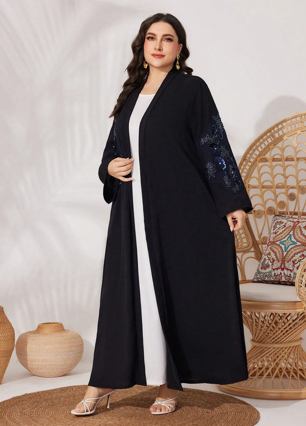 Чорна кежуал сукня SHEIN однотонна